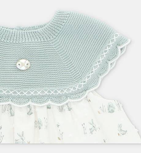 Vestido niña plumeti conejitos &amp; punto VERDE bordado de Martin Aranda | Aiana Larocca