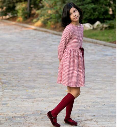 Vestido niña fresa en zigzag de Fina Ejerique | Aiana Larocca Moda Infantil