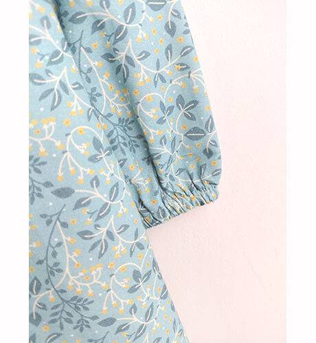 Vestido niña estampado liberty color turquesa de Yoedu | Aiana Larocca