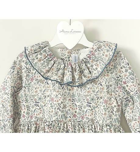 Vestido niña florecitas &amp; vivo azul de Ancar | Aiana Larocca
