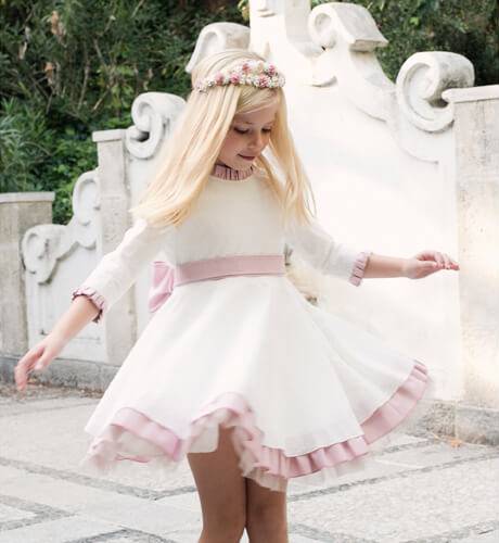 Vestido Bella volantitos rosa y falda vuelo  | Aiana Larocca