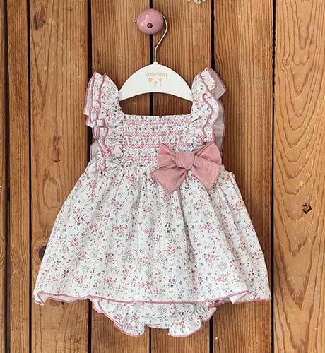 Jesusito estampado liberty ROSA &amp; Nidos bordados de Valentina Bebés | Aiana Larocca