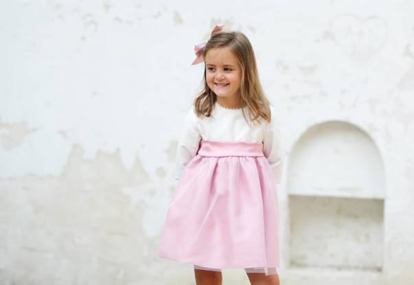 Vestido niña ceremonia rosa con tul perla y lazada | Aiana Larocca