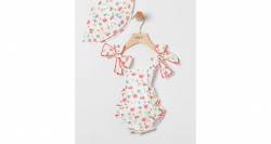Ranita peto niña estampado fondo del mar  & gorro de Coco Acqua | Aiana Larocca Ranita peto niña estampado fondo del mar  & gorro de Coco Acqua | Aiana Larocca