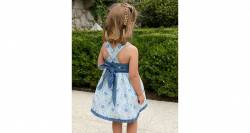Vestido niña estampado tonos azules espalda cruzada de Ancar | Aiana Larocca Vestido niña estampado tonos azules espalda cruzada de Ancar | Aiana Larocca
